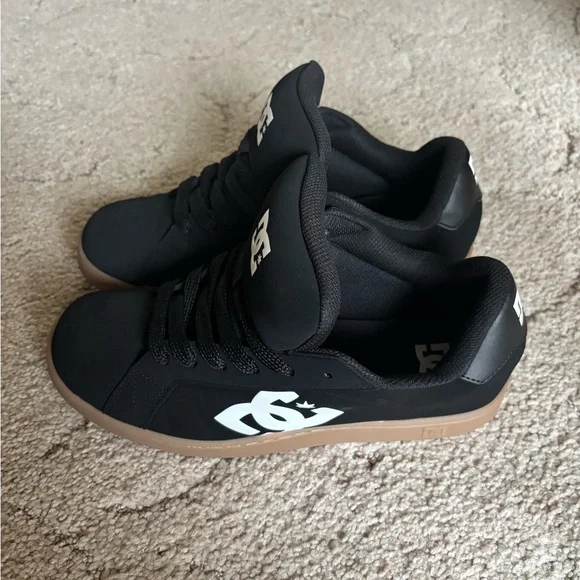 Men’s DC Striker 2 XL | 10.5 - Picture 2 of 5